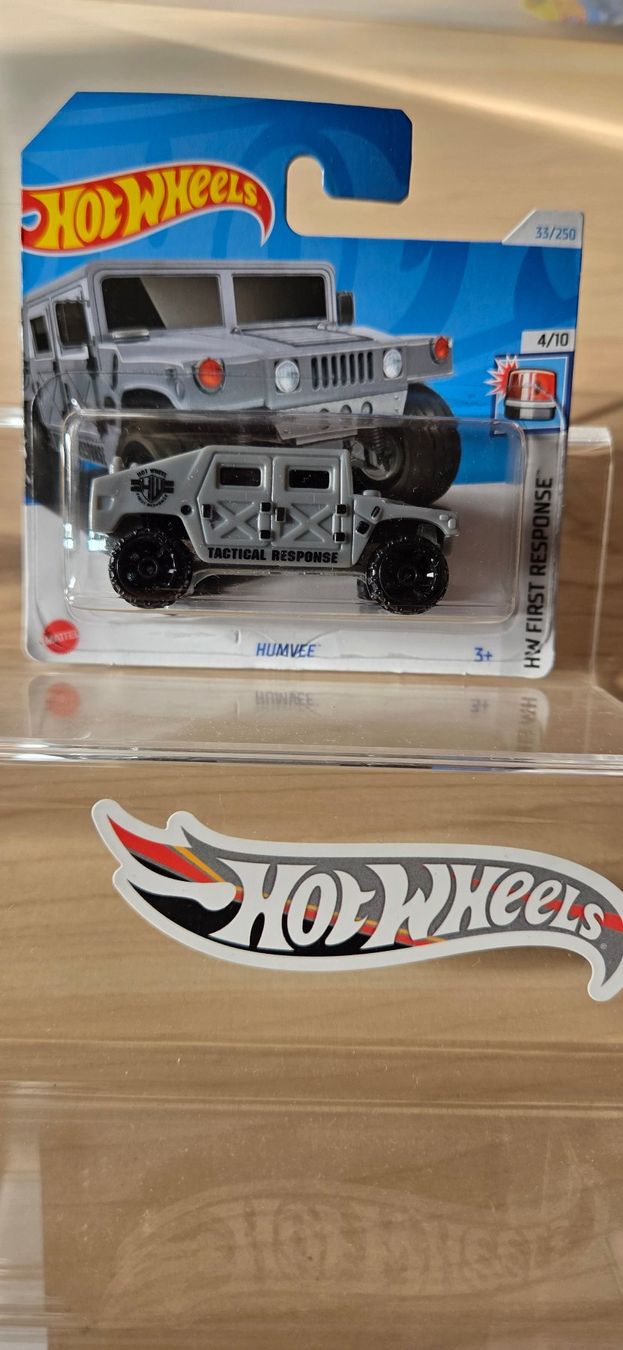 Hot Wheels Modellini d'auto: Hot Wheels Humvee – Nuovo e nell'imballaggio originale da Wegenstetten venduto da scugnizzo01