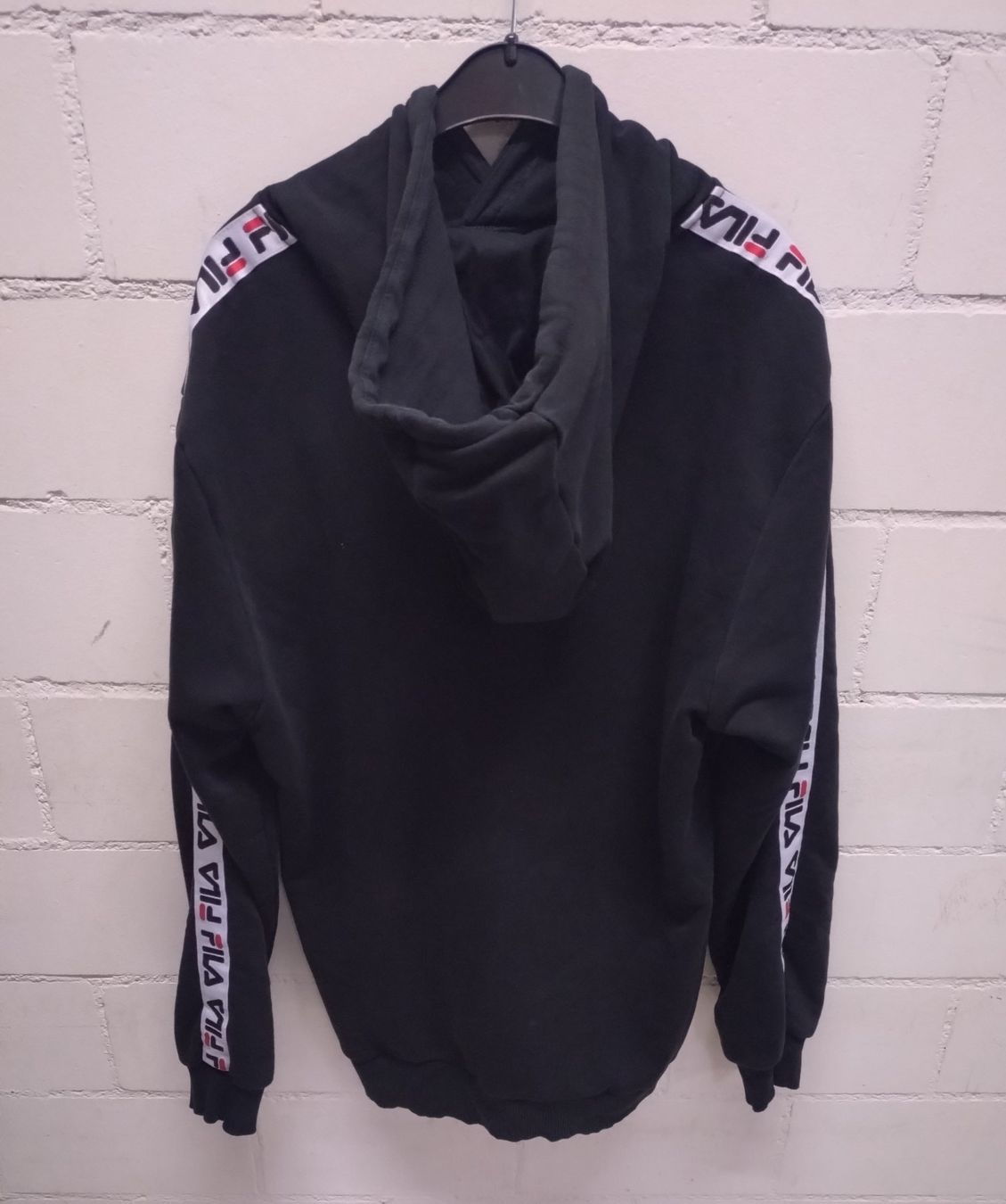 Fila Maglioni & Felpe: Fila Hoodie Gr. M – Usato da hombrechtikon venduto da Marijo 1