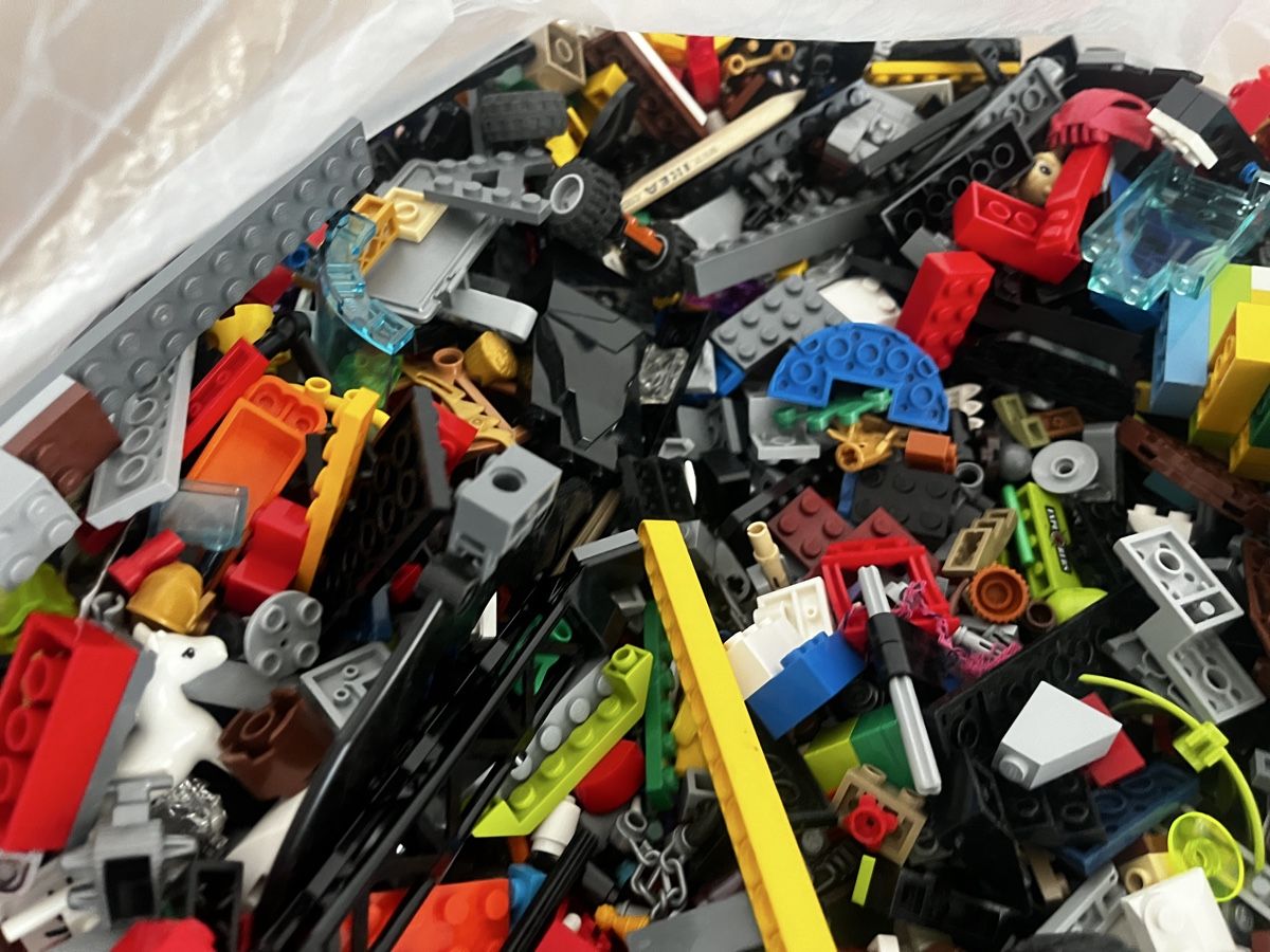 Lego Giocattoli: LEGO gemischt 4 KG – Usato da Ehrendingen venduto da tefi02 4