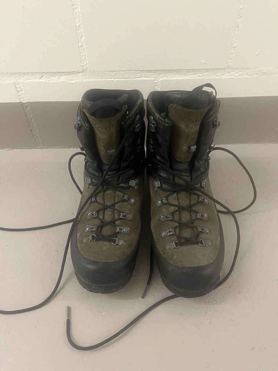 Armée suisse Chaussures hommes: KS 14 Schweizer Armee – D'occasion à Frick par Tempelhof.