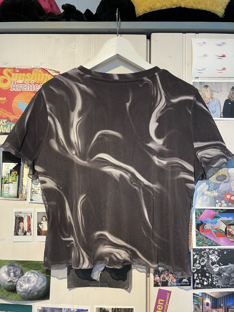T-shirt: T-Shirt chic – Usato da Turgi venduto da eiiinalem 7