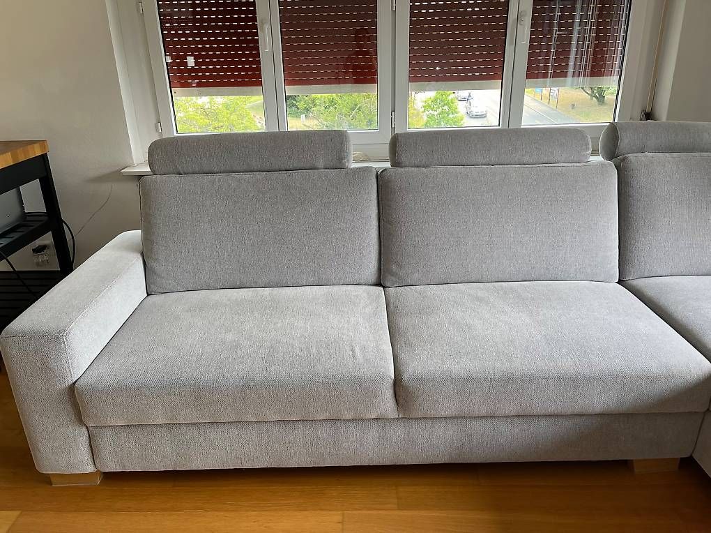 Sofas: Ikea Sofa (Light Grey) – D'occasion à Baden par cri_fcx8 2