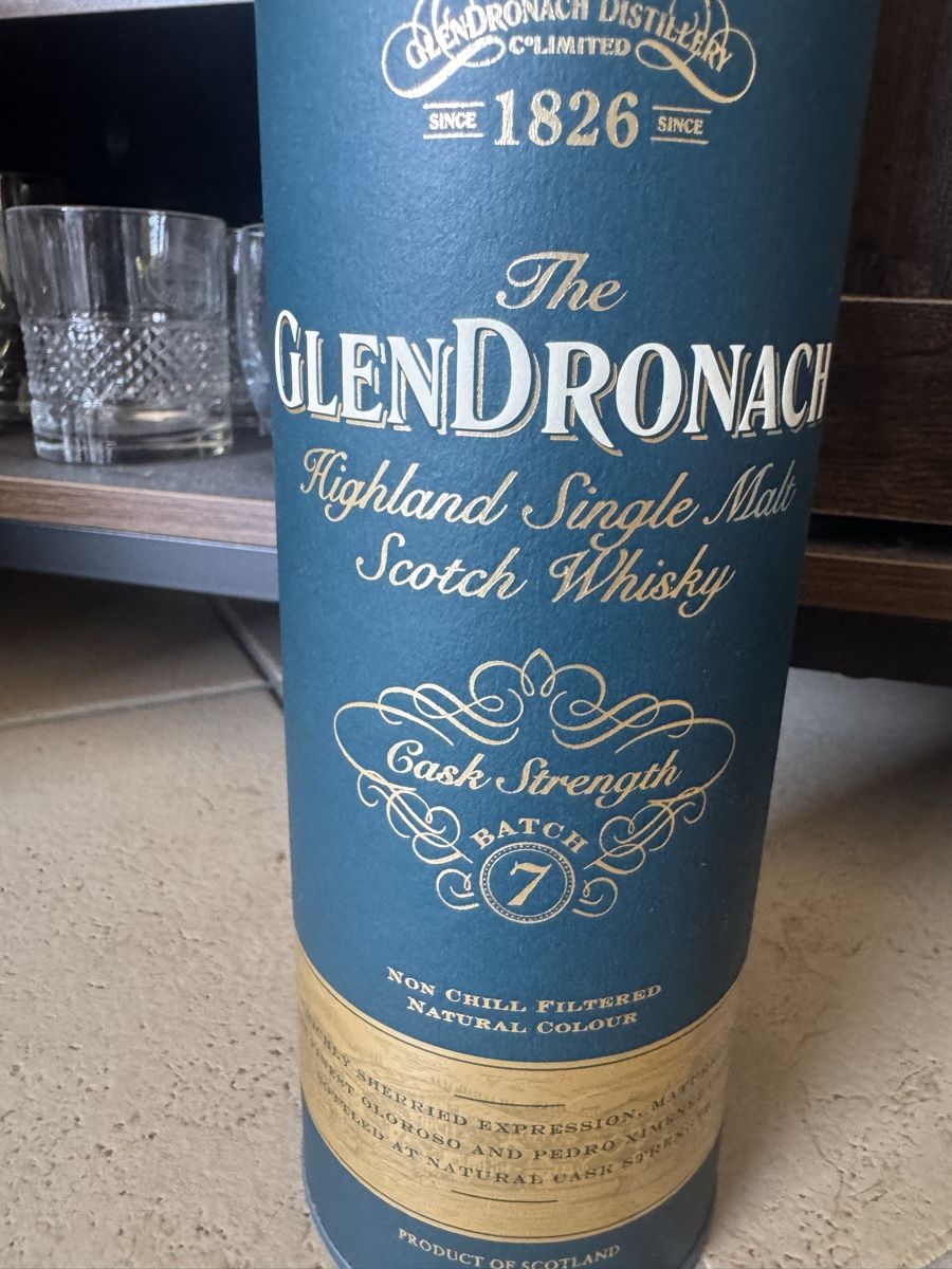 Glendronach Bevande alcoliche: The GlenDronach Cask Strength Batch 7 Highland Single Malt S – Nuovo e nell'imballaggio originale da Hergiswil NW venduto da wert721 1