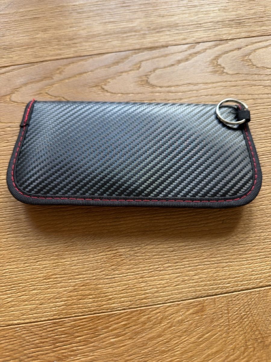 Altro in  Abbigliamento & Accessori: Handy Strahlen Schutz Etui – Nuovo (secondo la descrizione) da Zürich venduto da joyfulgrace 1