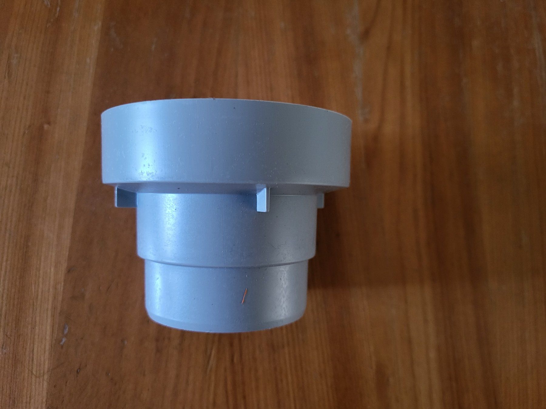 Lecteurs & Adaptateurs: Reduzierung DN 75 - 110 mm – Neuf avec emballage d'origine à Bärschwil par Hero_63