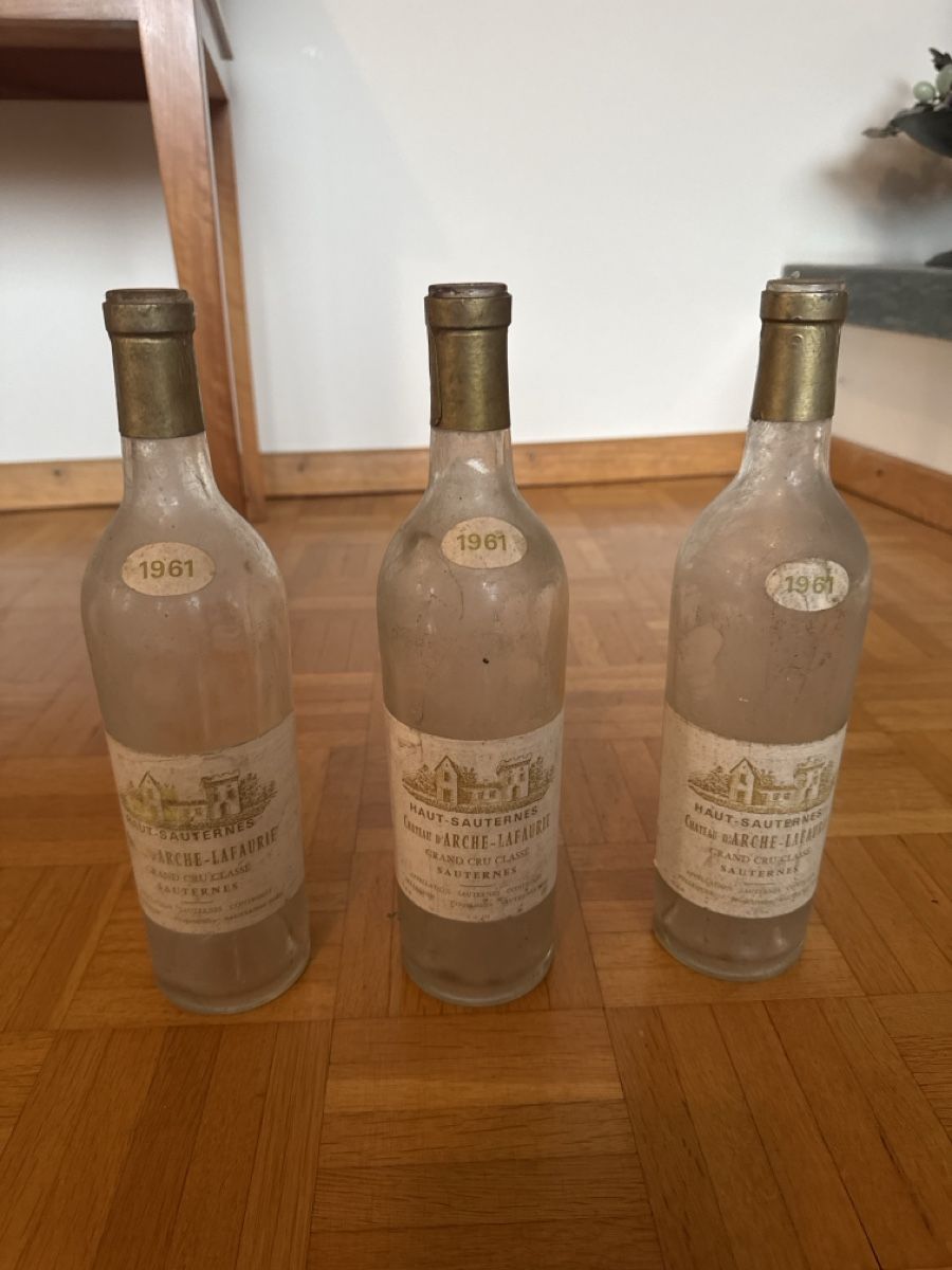 Bottiglie: 3 leere Sauternes flaschen 1961 – Usato da Zürich venduto da 2013tg