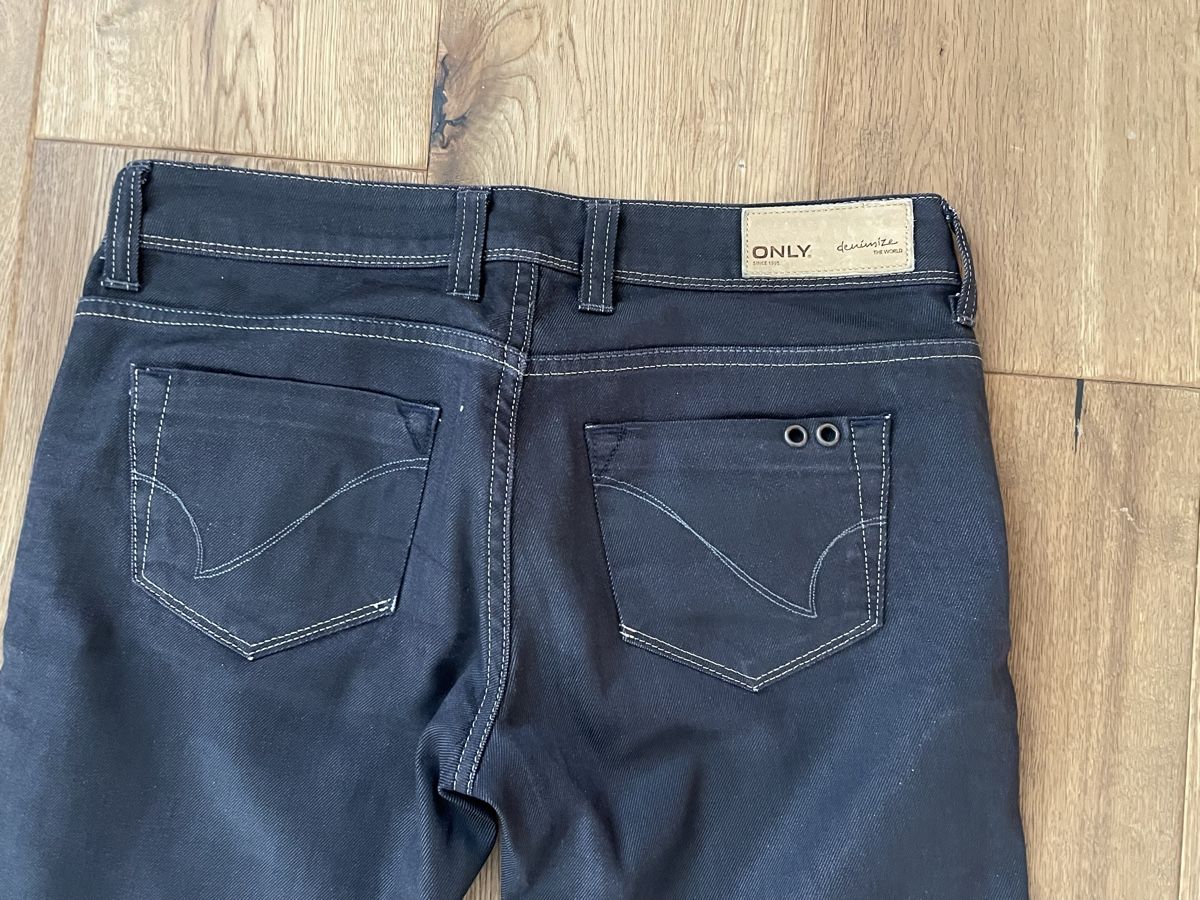 Only Jeans: Only Jeans schwarz, W28/L34 – Usato da Sissach venduto da Gaemma 2
