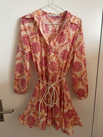 ZARA Kleid gemustert langarm Grösse S guter Zustand