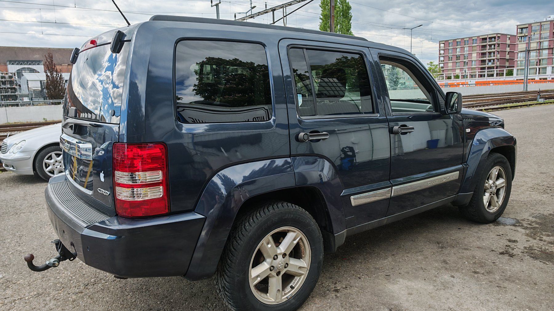 Automobili: Jeep Cheroke 2.8 CRd – Usato da Arbon venduto da .Tropxe. 4