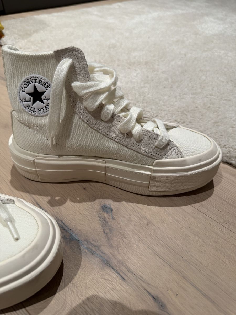 Converse Scarpe da donna: Converse All Star Gr. 37 neuwertig! – Usato da Näfels venduto da mar_2ptp 2