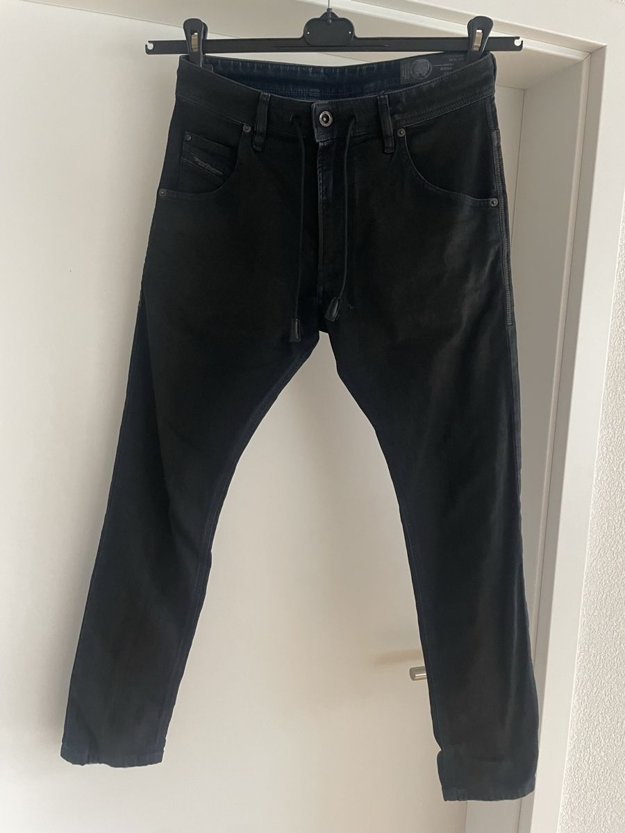 Jeans: Diesel JoggJeans toile enduite – Usato da Pâquier-Montbarry venduto da mir_687p