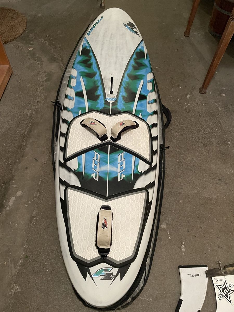 Tavole da surf e di nuoto: F2 Rodeo, 98l, Freestyle Board – Usato da Bern venduto da Pascal079