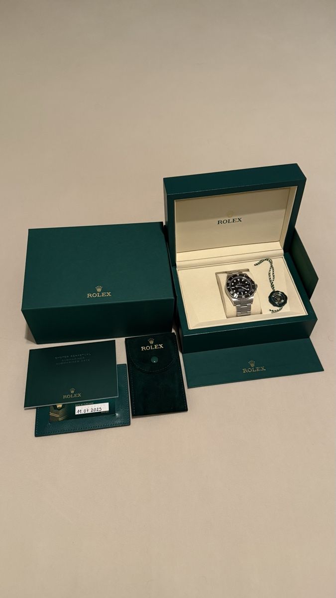 Rolex Orologi: Rolex Submariner Date Black 41mm 2025 – Nuovo (secondo la descrizione) da Muri b. Bern venduto da zesy01 1