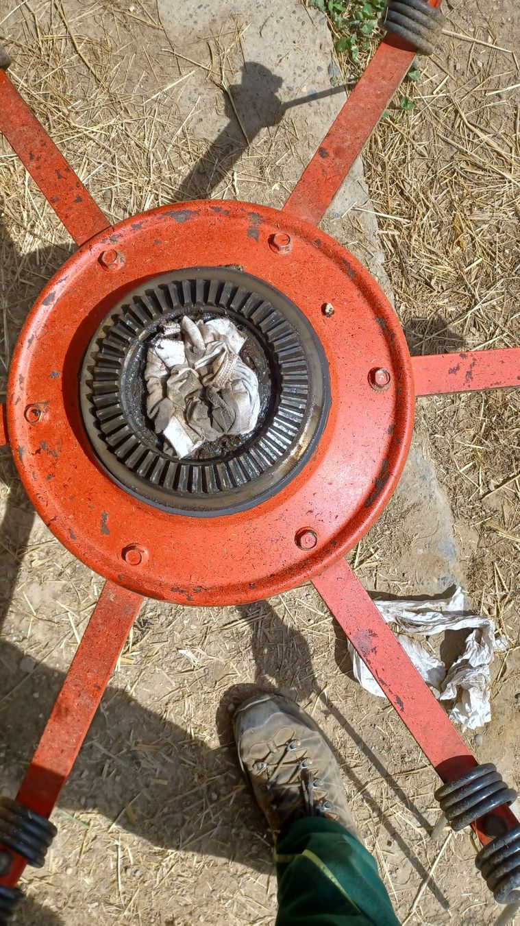 Alle Maschinen: Kuhn Kreiselheuer – Defekt aus Lupsingen von fan_gl2j 3