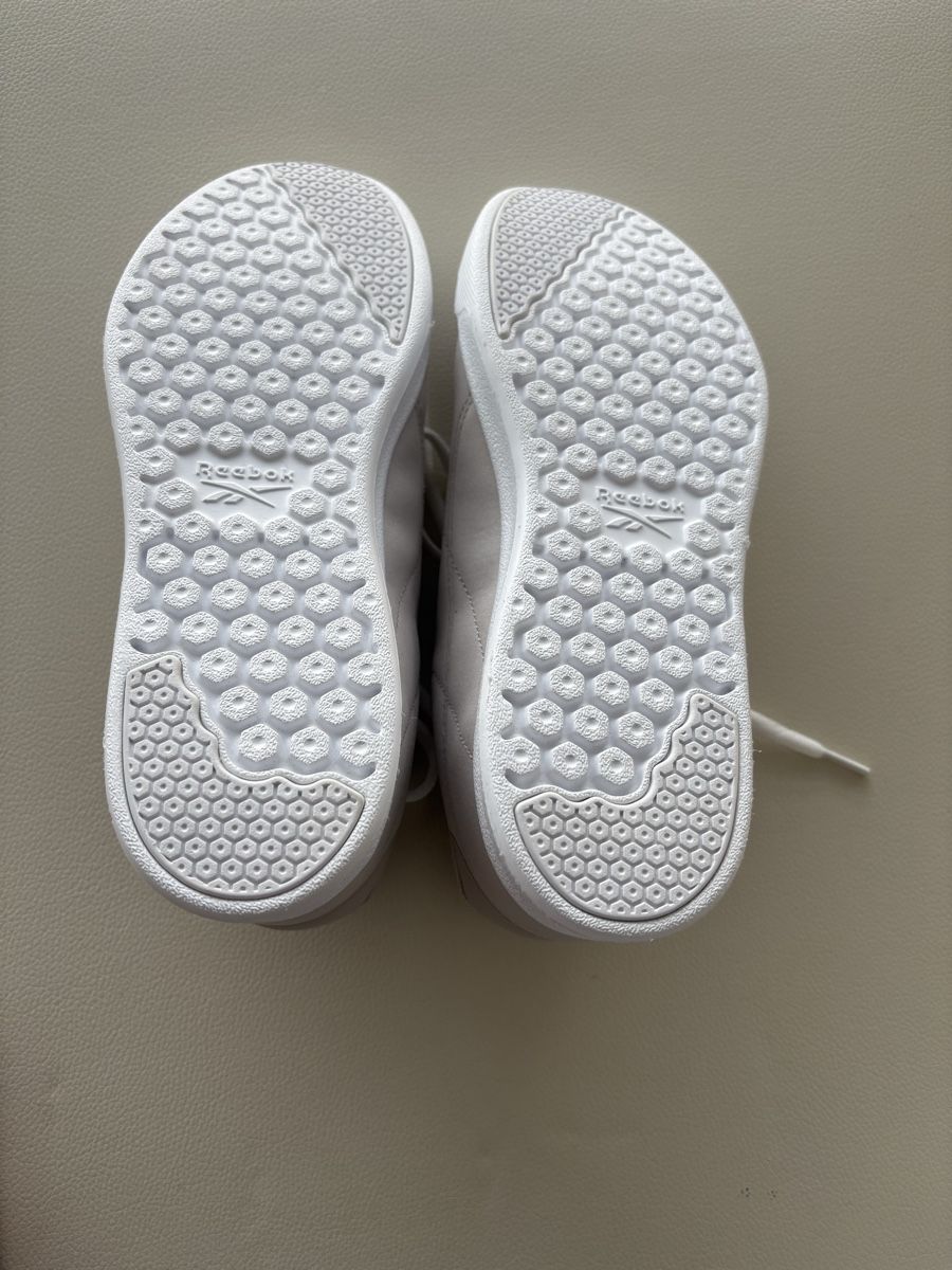 Reebok Scarpe da uomo: Reebok sneakers, original – Nuovo (secondo la descrizione) da Lausanne venduto da oyu_hgg5 1