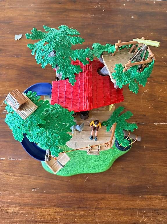 Figuren: Schleich Cabane dans les arbres – Gebraucht aus Versoix von Van75