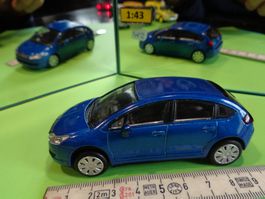 Citroen C 4  1:43 (ohne Box) New-Ray  > (H8)