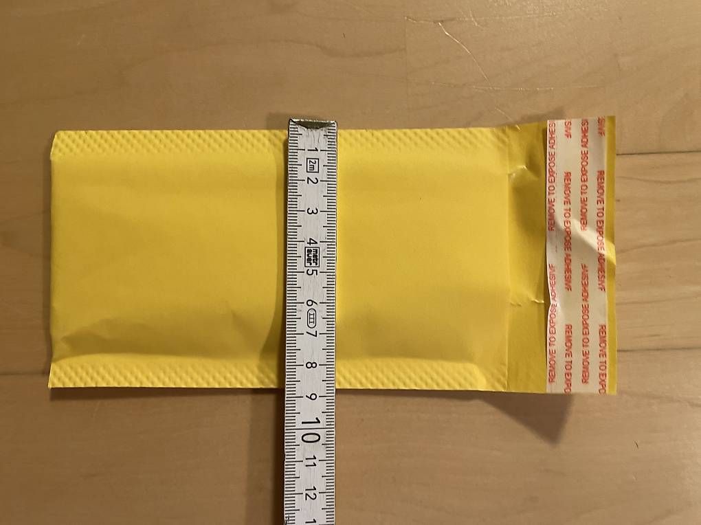 Buste & buste per spedizione: Polster-Brief / Bubble Mailers – Usato da Lommiswil venduto da Secretnik 2