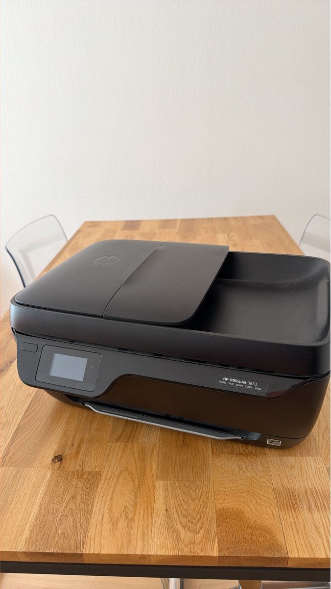 Hewlett Packard Drucker: HP OfficeJet 3833 Printer – Gebraucht aus Regensdorf von __Claudia_