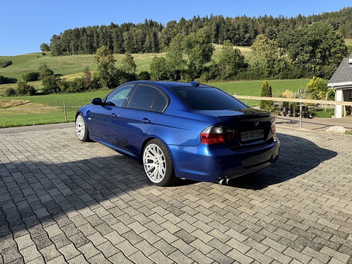 BMW Autos: BMW E90 330i M-Paket – Gebraucht aus Mühlrüti von l.j939 2