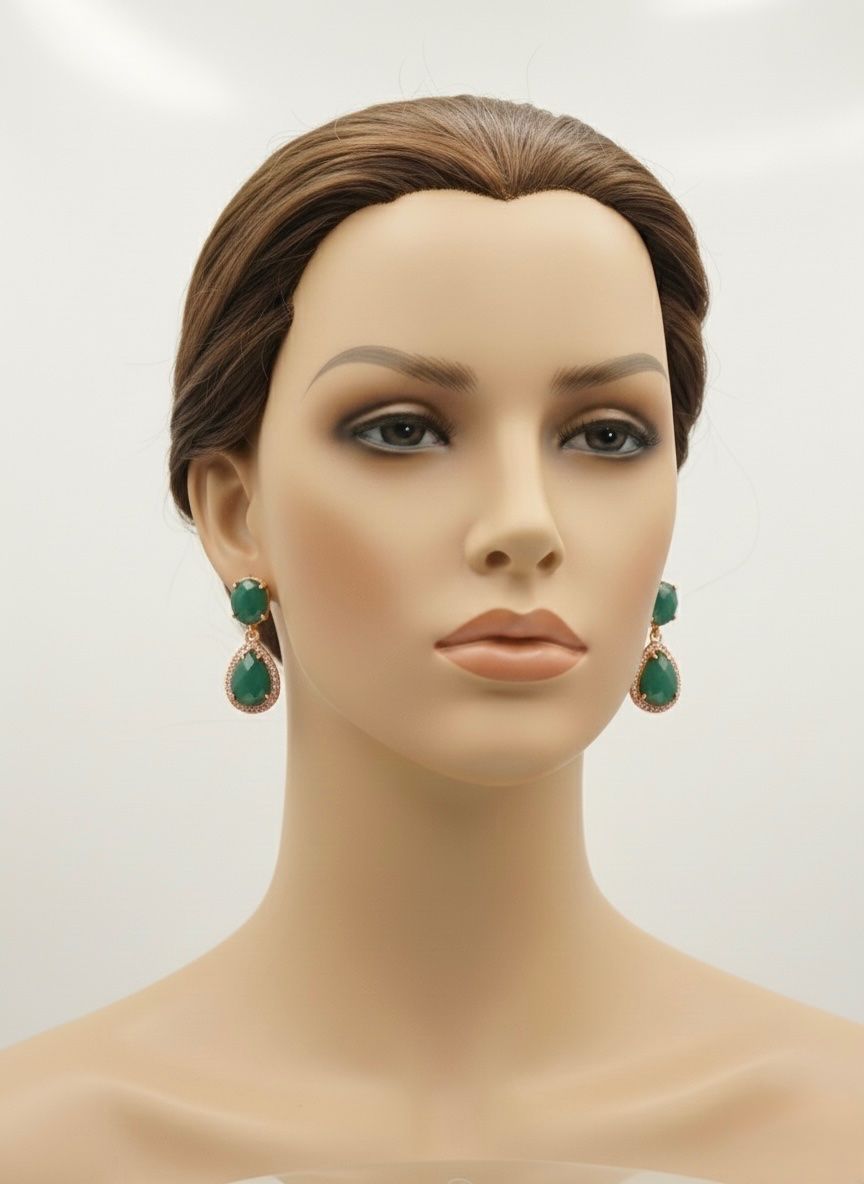 Orecchini pendenti & Orecchini a lobo: Boucles d'oreilles agate verte – Nuovo e nell'imballaggio originale da St-Maurice venduto da Sandrinette123 1