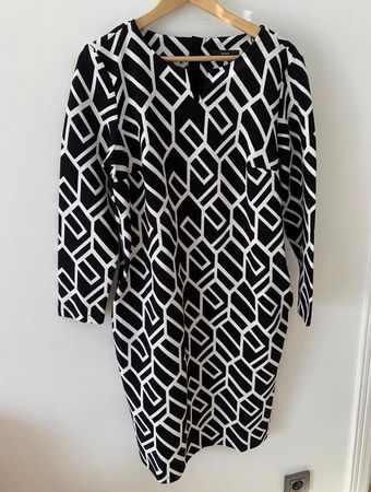 Neues Bonita Kleid mit Etikette