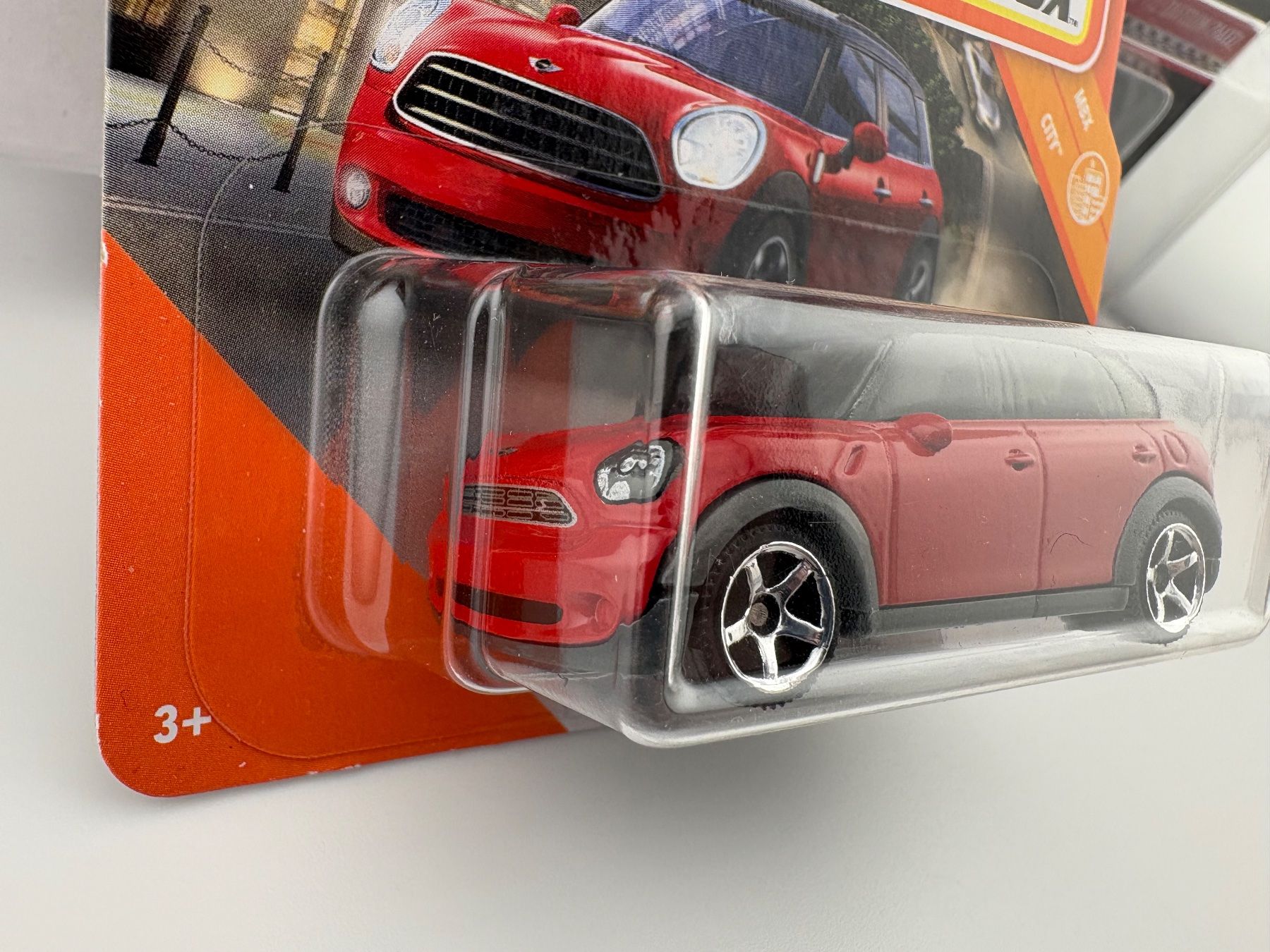 Matchbox Modellini d'auto: Matchbox 2011 Mini Countryman - 2020 - 11/100 – Nuovo e nell'imballaggio originale da Flawil venduto da HeisseReifen 2