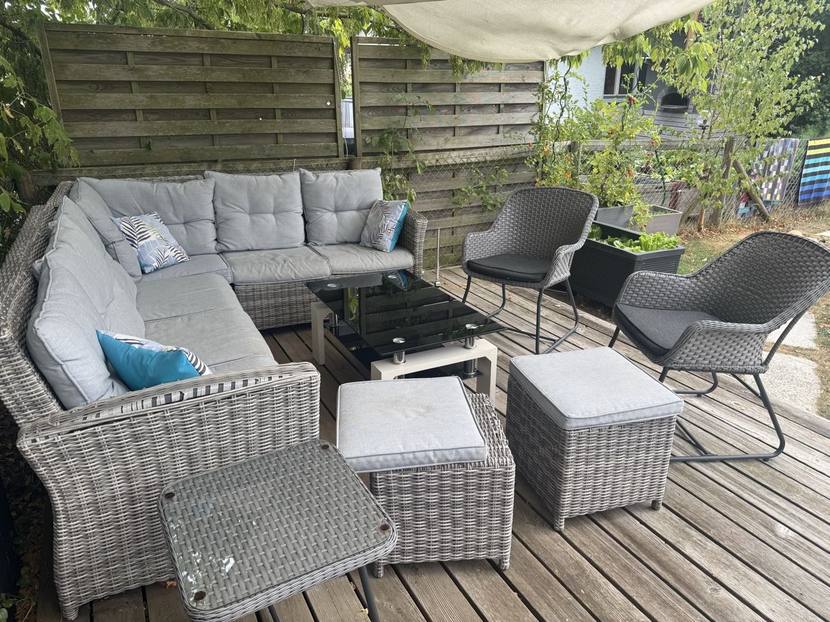 Sofas: Gartenausstattung – Gebraucht aus Buchackern von Ballonzoellig 1