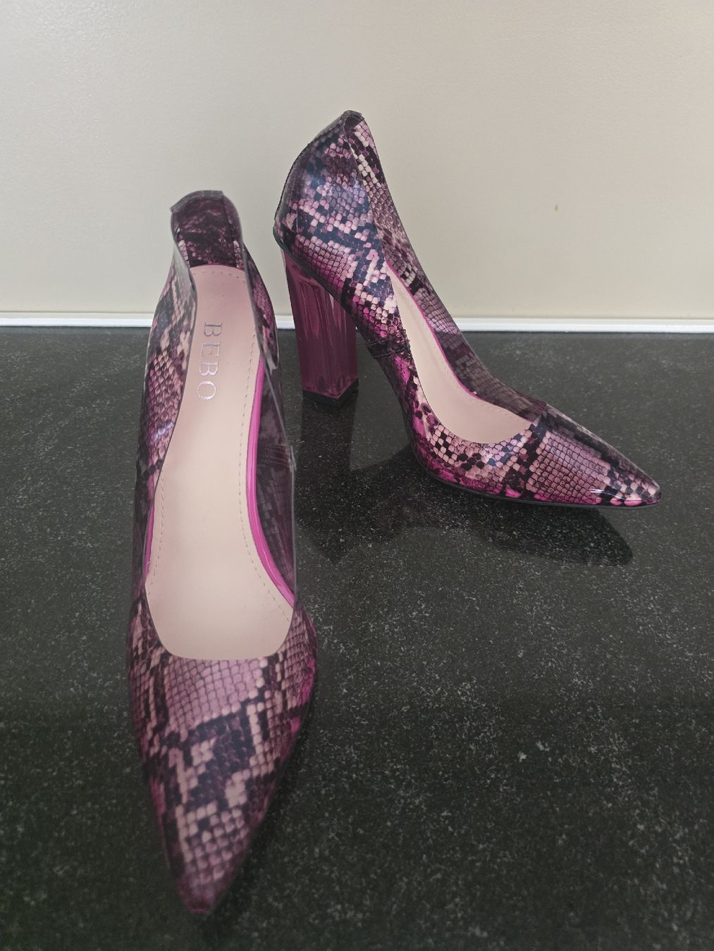 Scarpe da donna: Raid Pumps - NEU - Grösse 38 – Nuovo (secondo la descrizione) da Hägglingen venduto da Raff_Ella 1