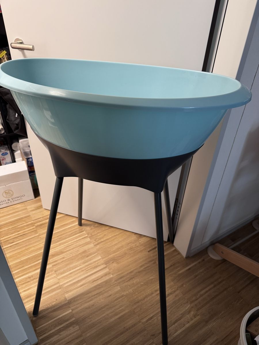 Baignoires: Babybadewanne – D'occasion à Neuenhof par spi_vkr9
