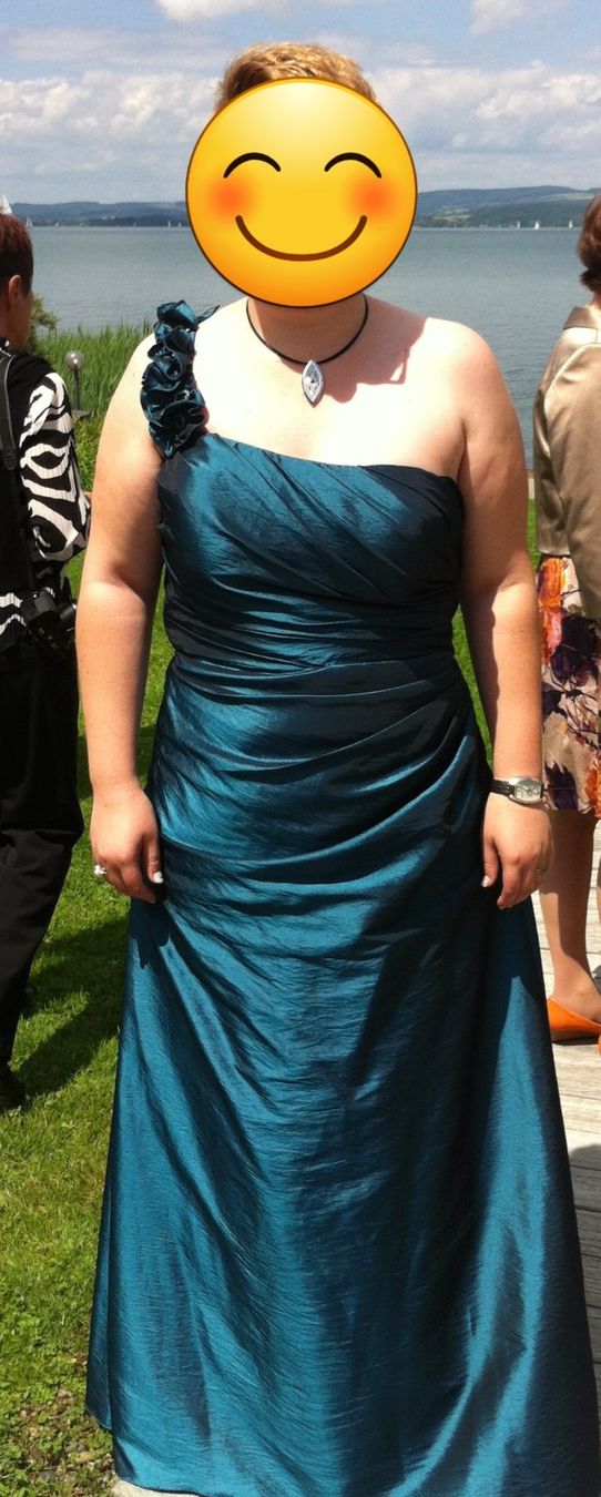 Vestiti: Merys Couture Abendkleid – Usato da Niederglatt ZH venduto da Carbon88
