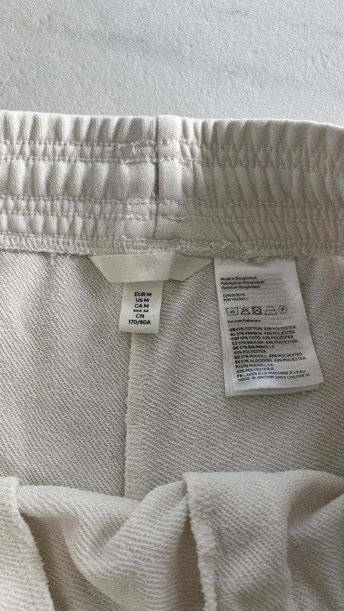 H&M Hosen: H&M Shorts weiss M – Gebraucht aus Seengen von sa_land 3