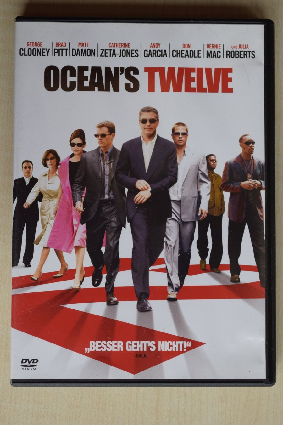 Tutti i DVDs: OCEAN'S TWELVE (239) – Usato da Reutigen venduto da DONDON55