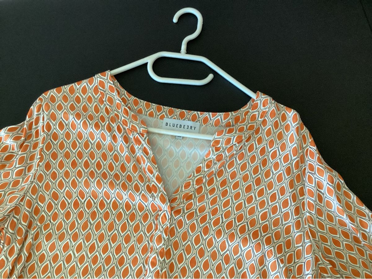 Chemisiers: Bluse Blueberry orange gemustert Groesse 38 – Neuf (Voir description) à Cham par Lanza08 1