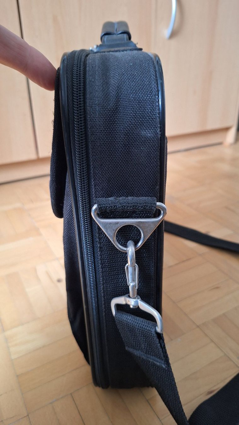 Sacs: stabile Laptoptasche schwarz – D'occasion à Zürich par Dancer10 1