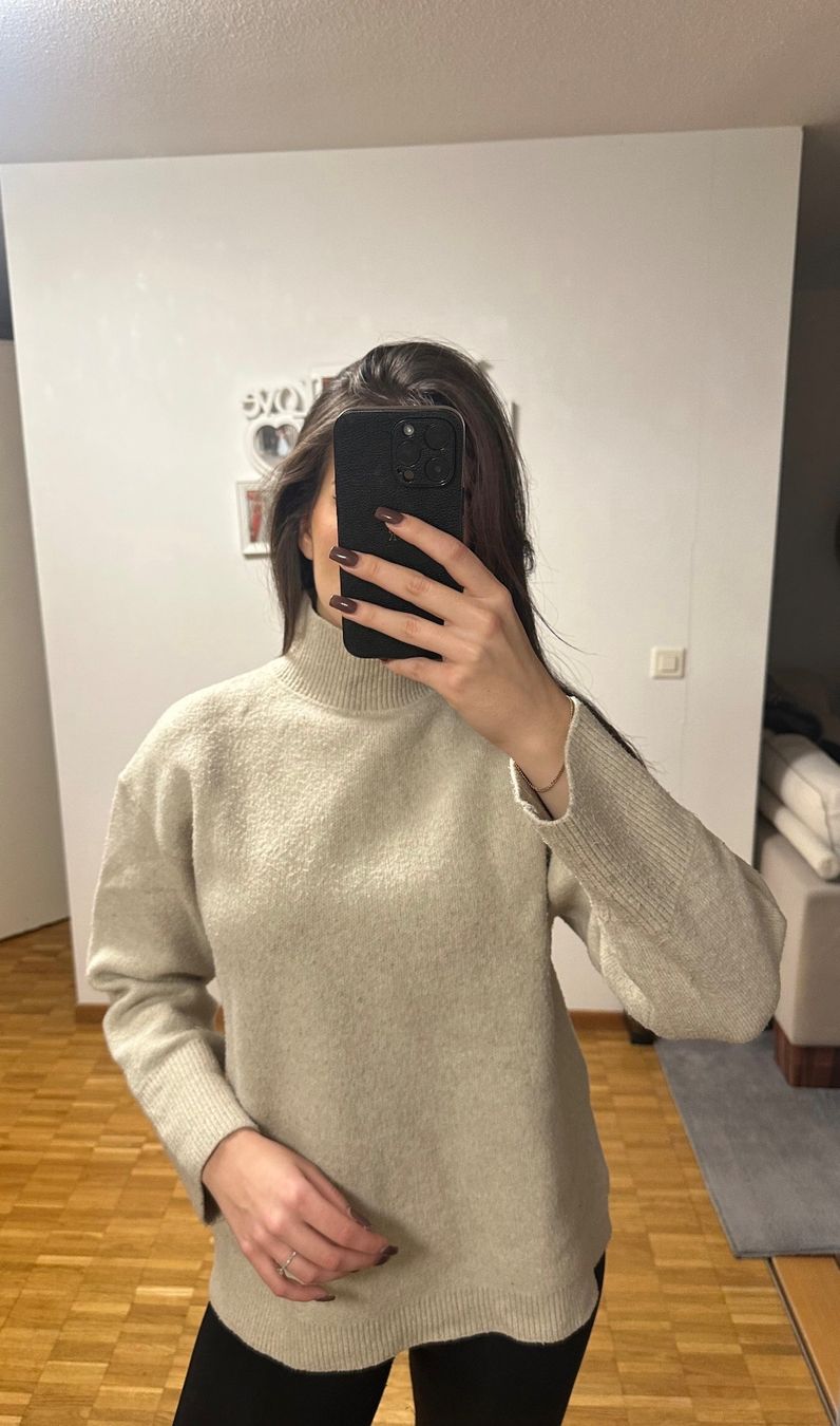 Zara Maglioni & Felpe: Pull col montant beige Zara, taille S – Usato da Les Avanchets venduto da NR07 1