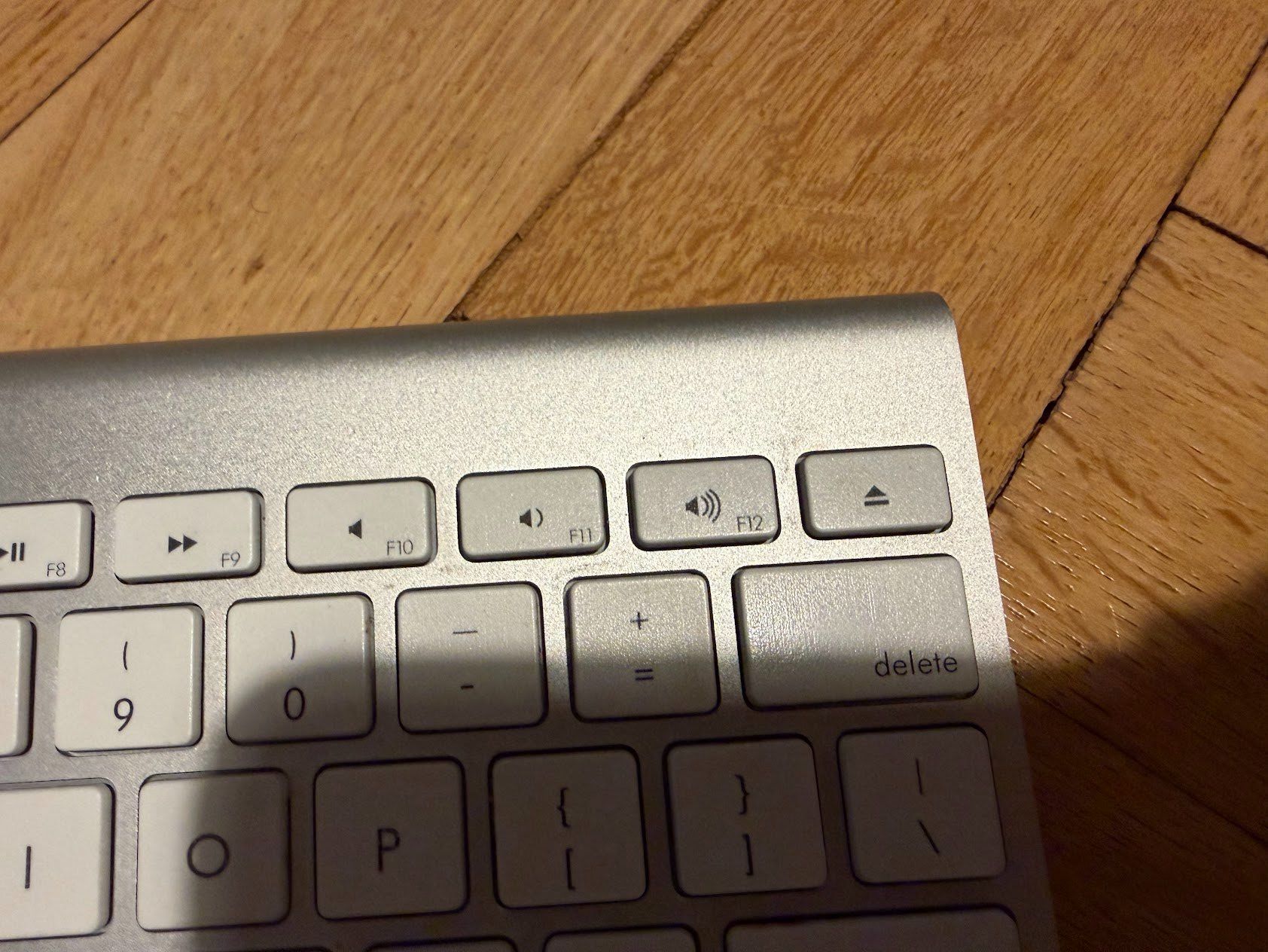 Apple Tastiere: Apple Wireless Keyboard A1314 – Usato da Zürich venduto da agg_5ttv 3