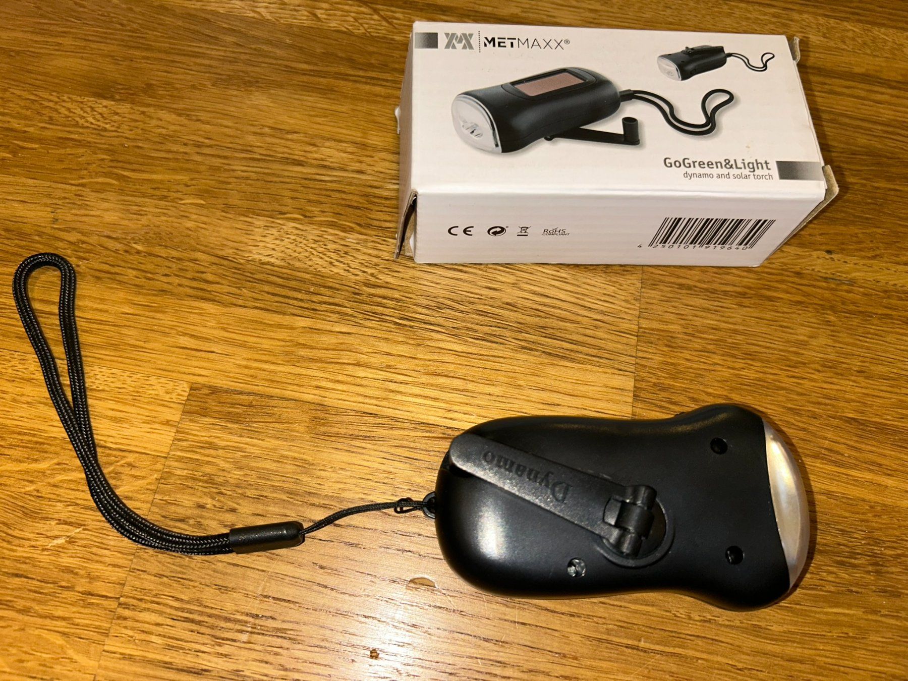 Lampen: Kompakte Dynamo und Solar Taschenlampe – Neu und originalverpackt aus Küsnacht ZH von filo_fila8700