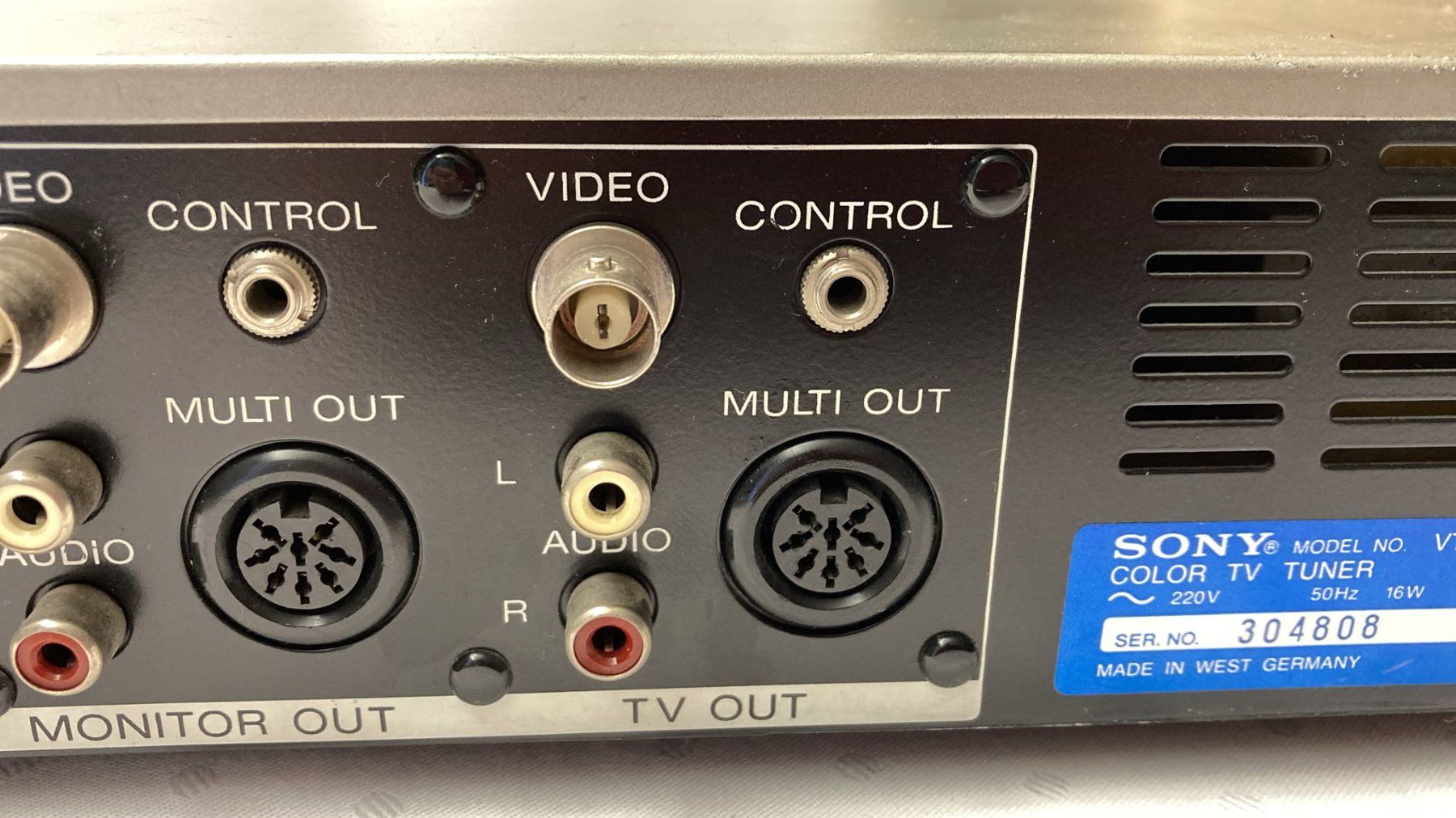 Televisori: Sony Vintage TV-Tuner – Usato da Dietikon venduto da Rima57 8