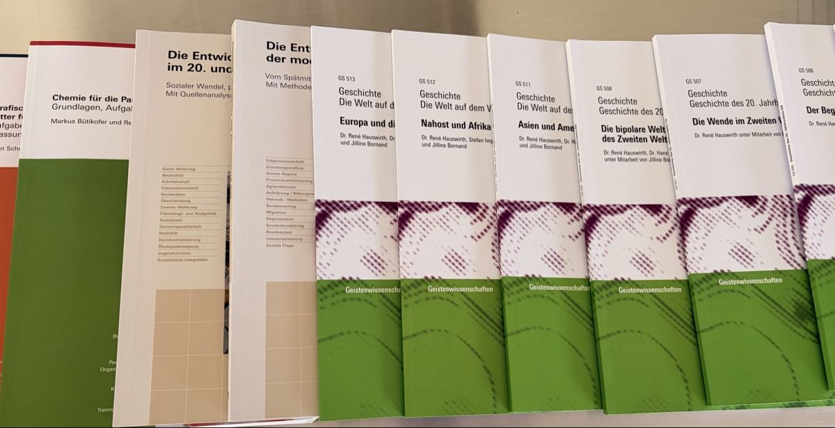 Bücher: Lehrbücher Passerelle – Gebraucht aus Lostorf von irba76 2