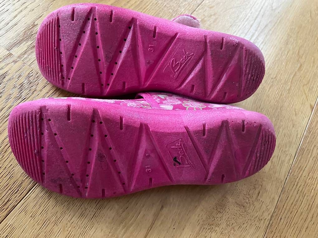 Schuhe für Mädchen: Beck Hausschuh Gr. 31 – Gebraucht aus Obfelden von SabrinaH010203 1