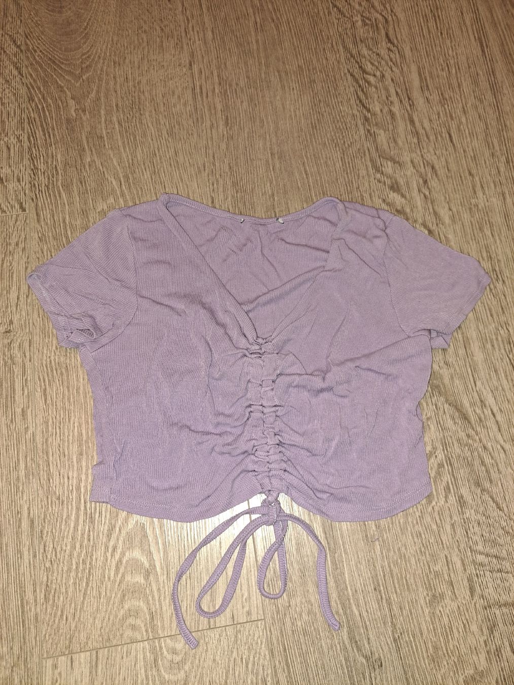 Tally Weijl T-Shirts: Trendiges Crop Top, Gr. S, Lila – Gebraucht aus Wetzikon ZH von secondhandsfashion