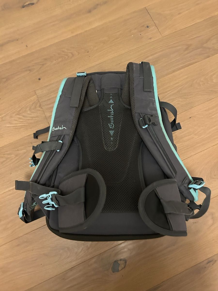 Satch Rucksäcke: Satch Schulrucksack – Gebraucht aus Olten von Andreablum 3