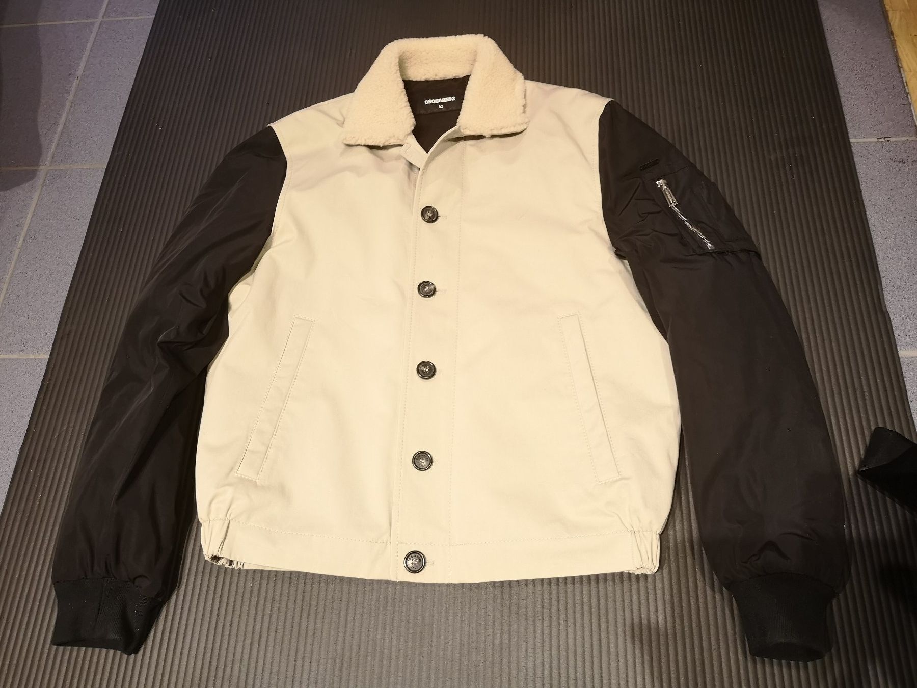 Dsquared2 Giacche: DSQUARED2 Bomberjacke Gr. L / bomberjacket sz. L – Nuovo (secondo la descrizione) da Zürich venduto da rgoller