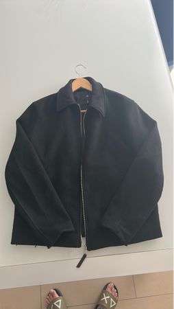 Veste d'hiver H&M noire, taille 46, parfaite pour l'automne