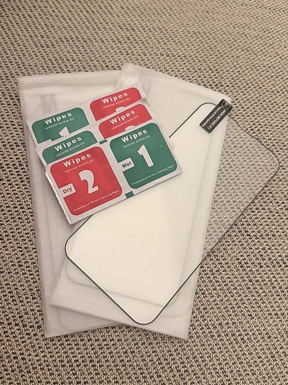 SP Connect Cover & Protezioni schermo: SPC+ Hülle & Schutzglas Iphone 15 Pro – Usato da Stäfa venduto da FinTonic 3