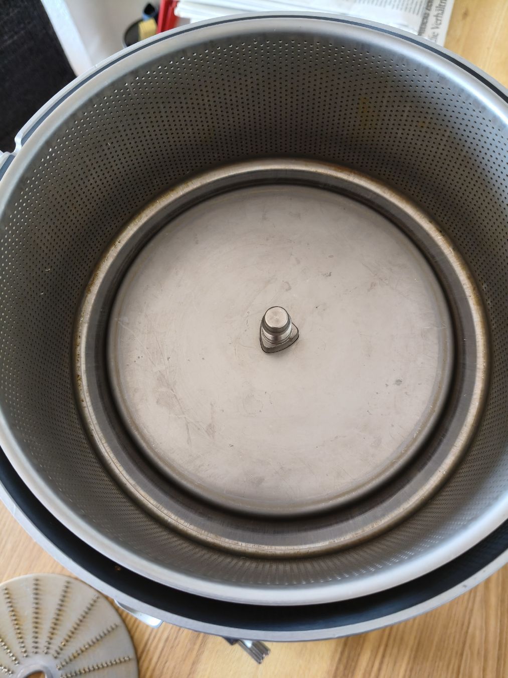 Appareils de cuisine: Juicer Stadler Form SWISS MADE – D'occasion à Kappel am Albis par Casabon 4