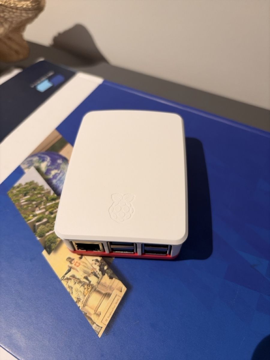 Raspberry Pi PCs: Raspberry Pi 5 2gb ink. Gehäuse – Gebraucht aus Rothrist von phe_5z68 2