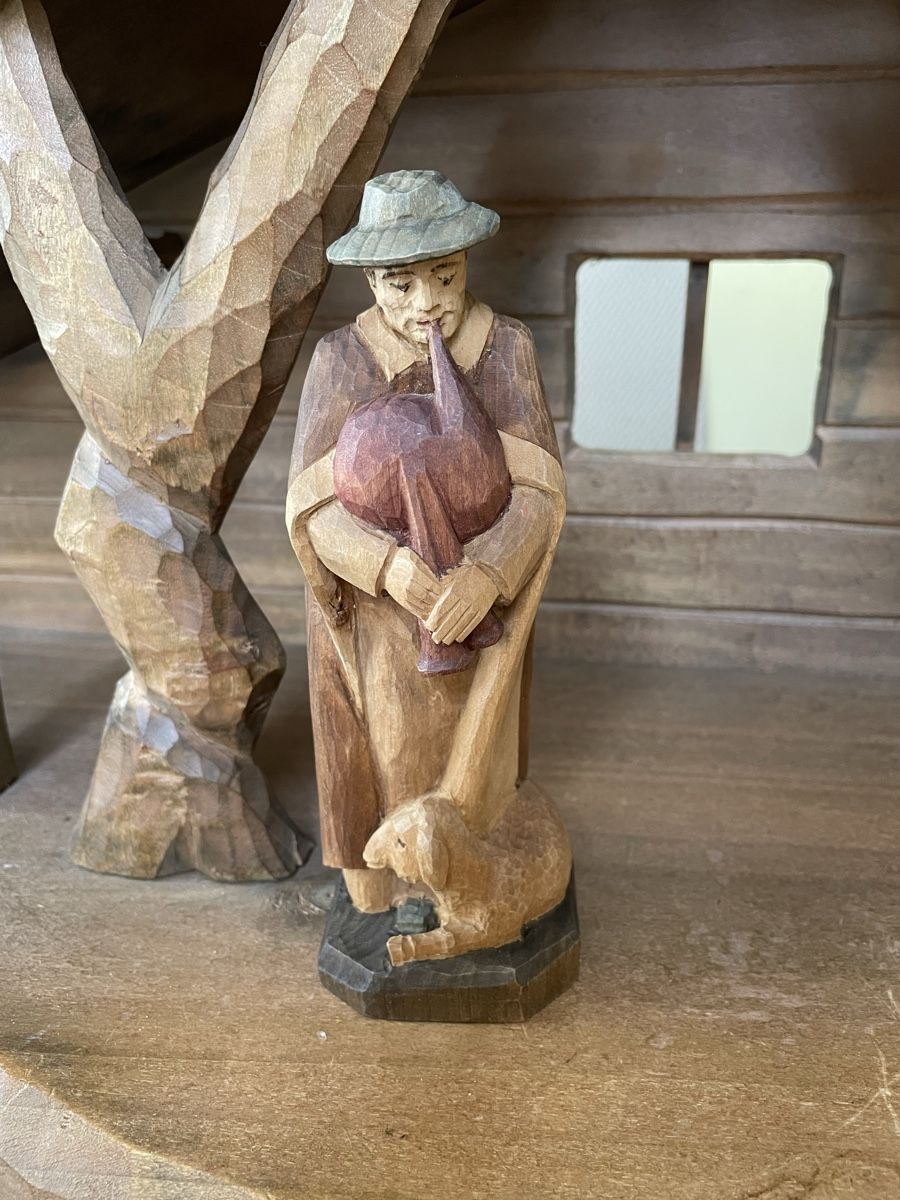 Figurines: Dudelsackbläser m. Schaf E. Thomann Brienz – D'occasion à Flawil par Naphtali