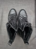 Flight attendant used boots